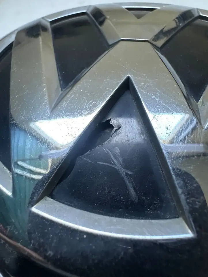 Volkswagen PASSAT B8 (2015 - ) 3g0827469h Ручка багажника с камерой — фото 2