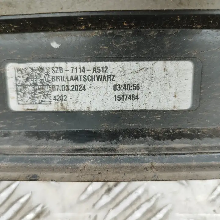 Audi A3/S3 8Y (2020 - ) 8Y0853856 Внутренняя обшивка порога (комплект) — фото 9