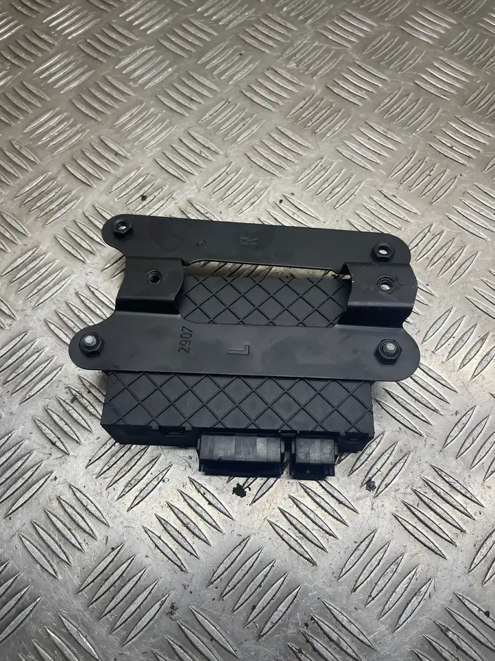 Mercedes-Benz Vito Viano W639 (2003 - 2010) A6394460232 Блок управления раздвижными дверями (ECU) — фото 4