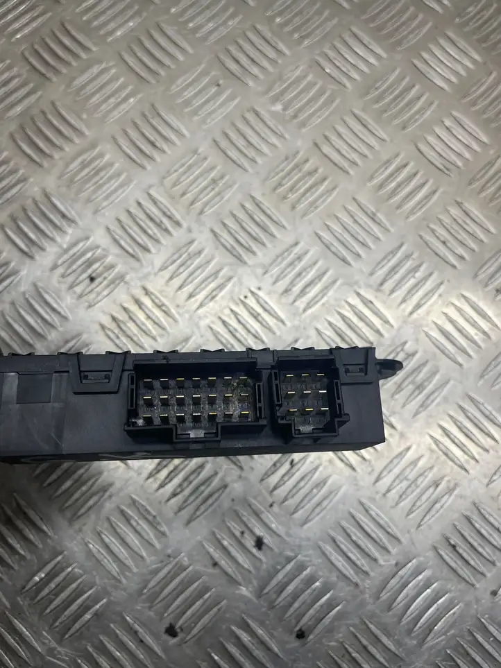 Mercedes-Benz Vito Viano W639 (2003 - 2010) A6394460232 Блок управления раздвижными дверями (ECU) — фото 5
