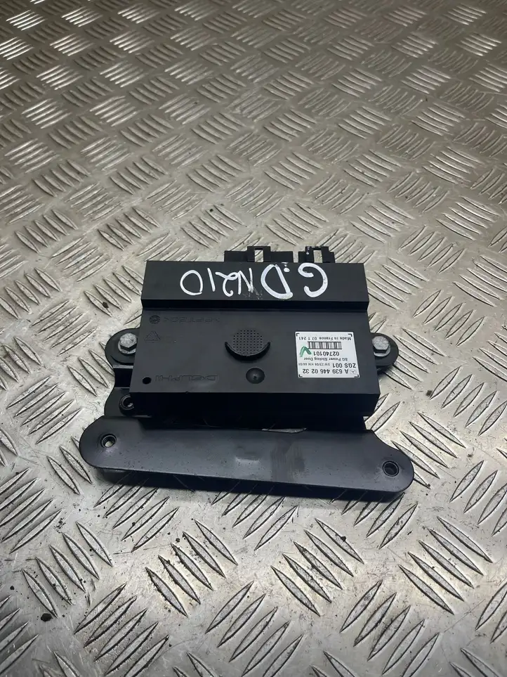 Mercedes-Benz Vito Viano W639 (2003 - 2010) A6394460232 Блок управления раздвижными дверями (ECU) — фото 3