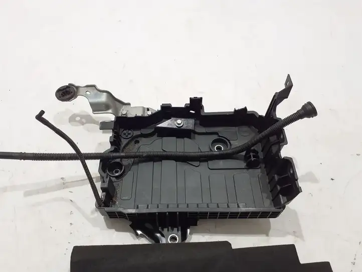 Dacia Duster (2017 - ) 244286135R Держатель аккумулятора — фото 3