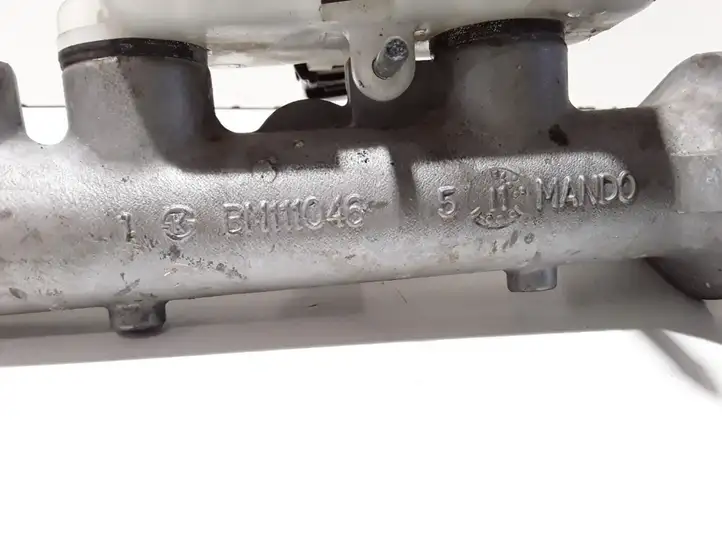 Hyundai Santa Fe (2000 - 2005) BM111046 Главный тормозной цилиндр — фото 3