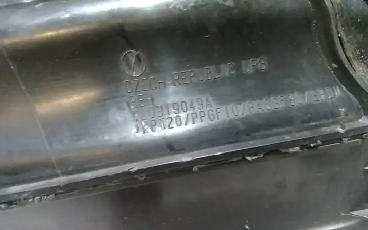 Volkswagen Touareg I (2002 - 2010) 7L0819049A Детали воздухозаборника — фото 3
