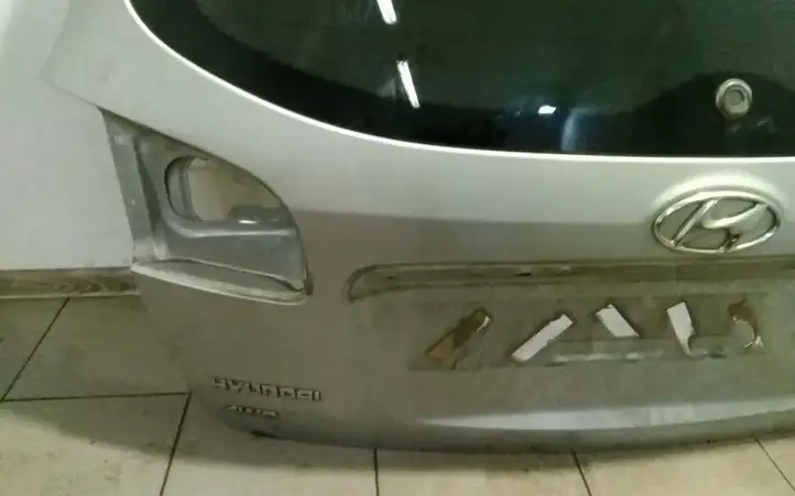 Hyundai Santa Fe (2005 - 2009) Крышка багажника — фото 2