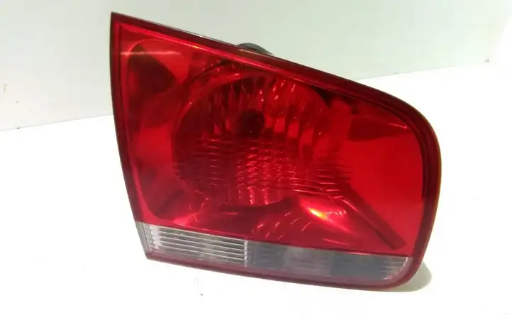 Volkswagen Touareg I (2002 - 2010) 7L6945093J Задний фонарь в крышке багажника — фото 1