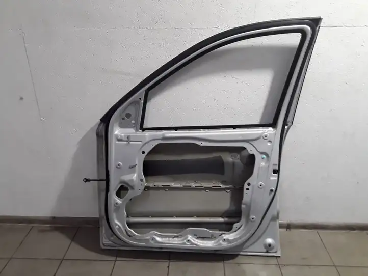 Hyundai Santa Fe (2005 - 2009) Дверь — фото 3