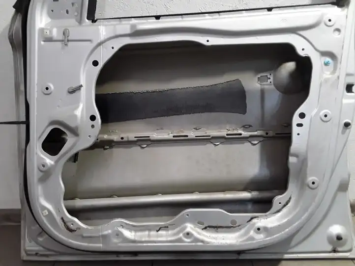 Hyundai Santa Fe (2005 - 2009) Дверь — фото 4