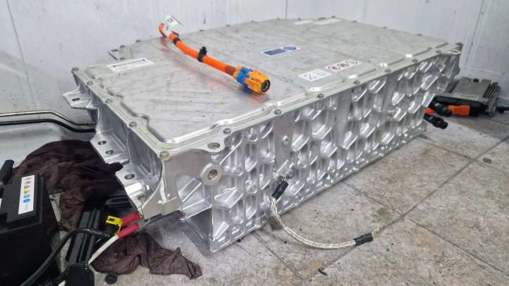 l8a2-10b759-ad Land Rover Range Rover Velar Hibrido/Elektromobilio Baterijos celė