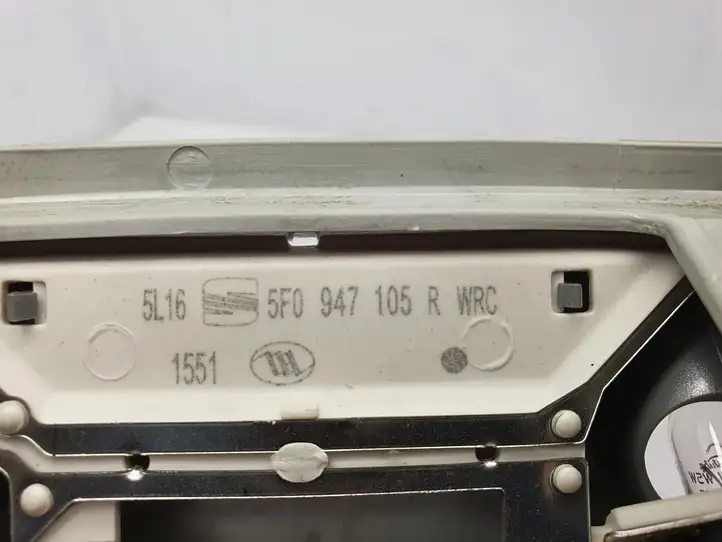 Seat Leon (5F) (2012 - 2019) 5F0947105R Передняя подсветка — фото 6