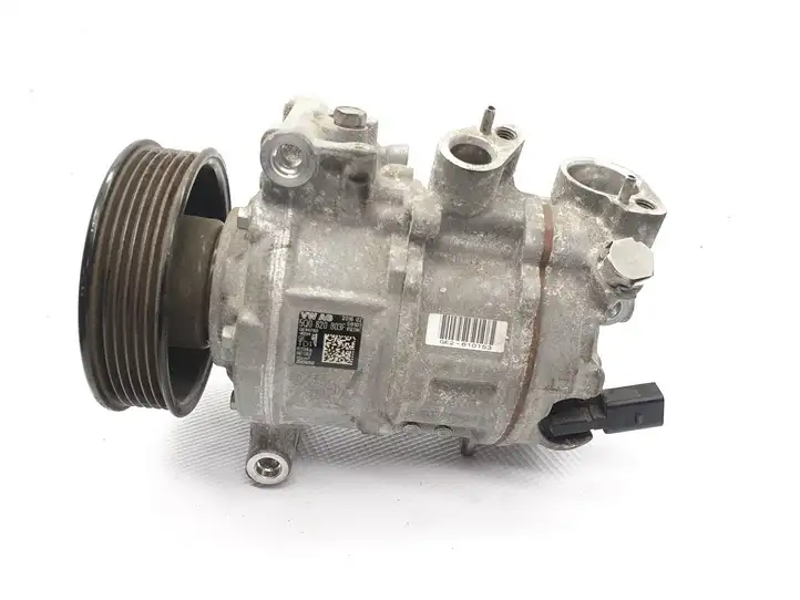 Seat Leon (5F) (2012 - 2019) 5Q0820803F Компрессор (насос) кондиционера воздуха — фото 1