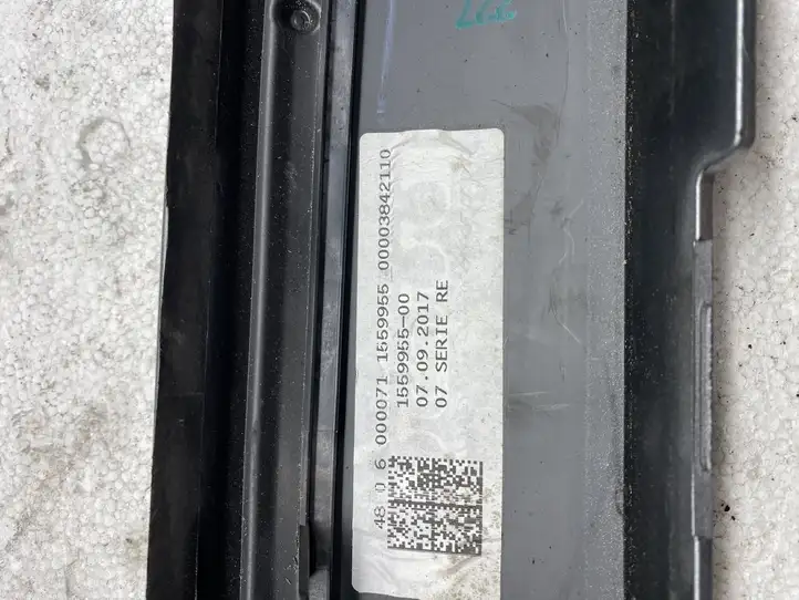 BMW i3 (2013 - ) 7296782 Накладка стоек лобового стекла — фото 3