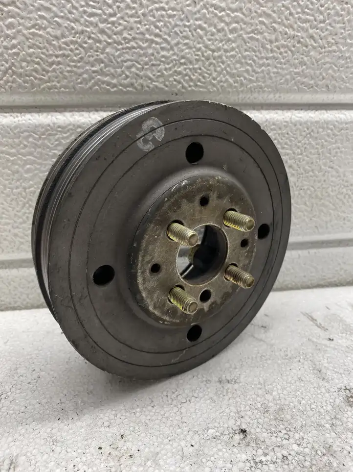 Audi A6 S6 C5 4B (2001 - 2004) 038105243 Шкив коленчатого вала — фото 2