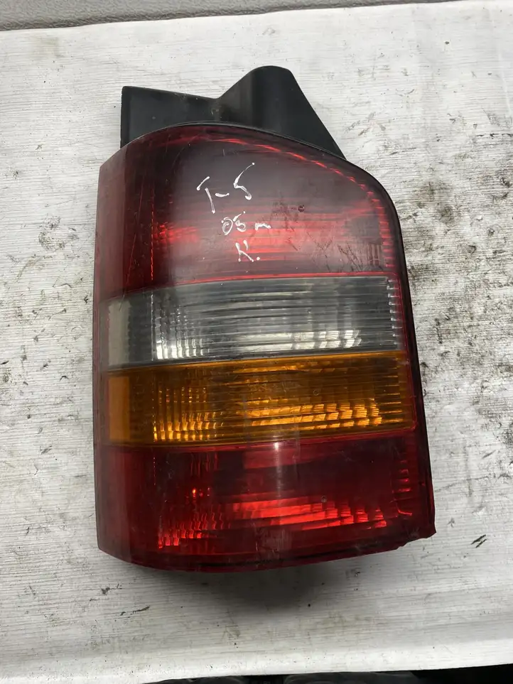 Volkswagen Transporter - Caravelle T5 (2003 - 2009) 7H0945095G Задний фонарь в кузове — фото 1