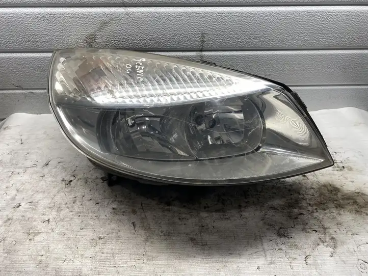 Renault Scenic II - Grand scenic II (2003 - 2006) 15810400RE Передняя фара — фото 1