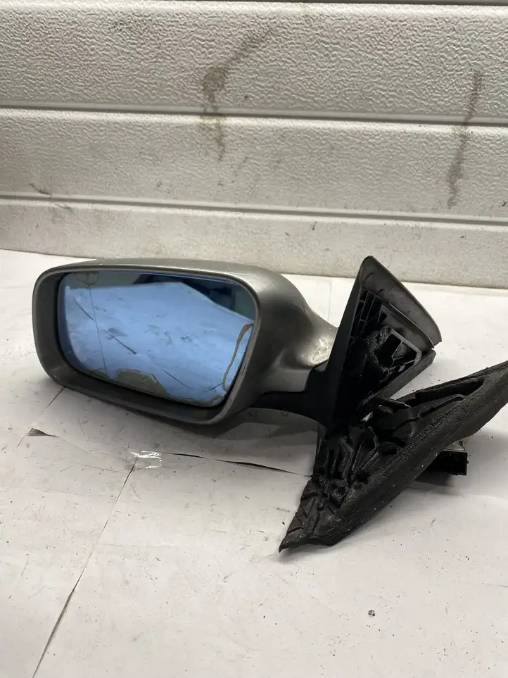 Audi A6 S6 C5 4B (2001 - 2004) 010593 Боковое зеркало с электроприводом — фото 1