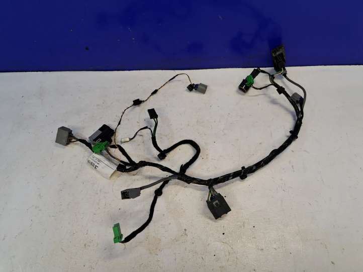 31374415 Volvo S60 AUX jungtis