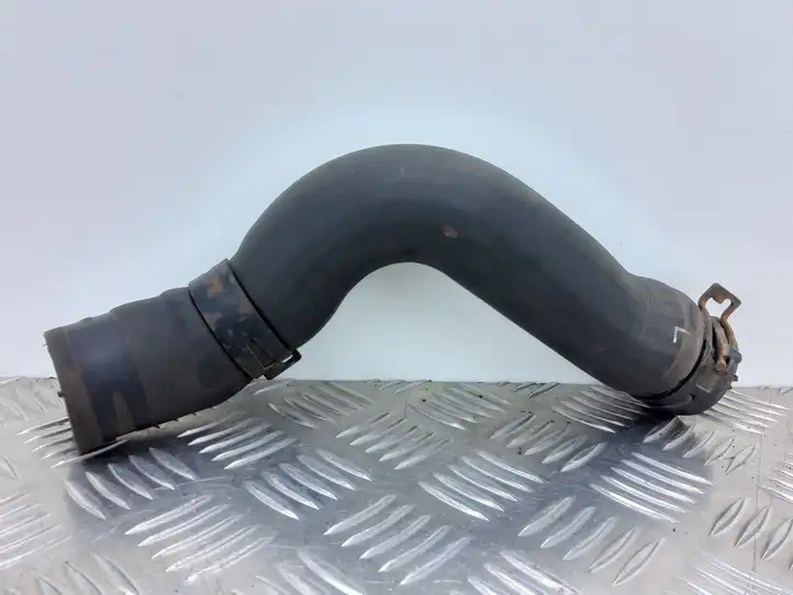 Toyota Avensis T270 (2009 - 2012) Шланги системы охлаждения — фото 2