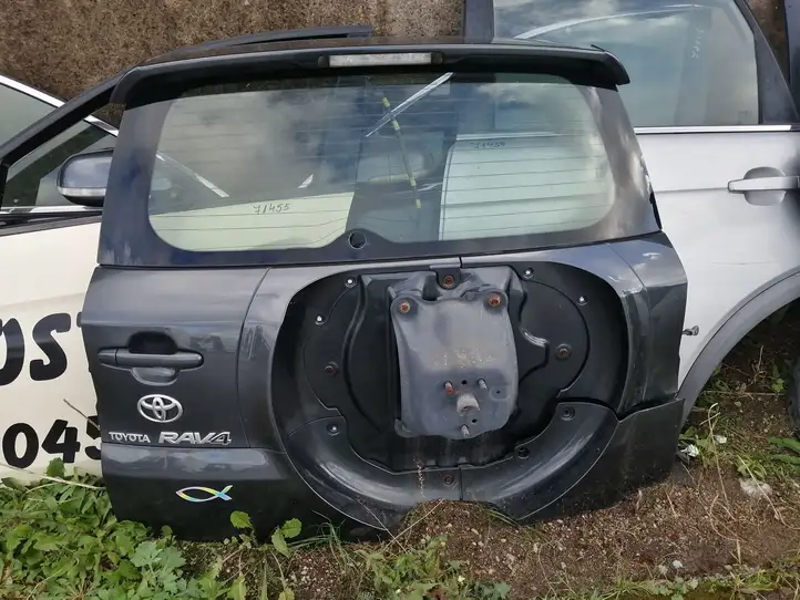 Toyota RAV 4 (XA30) (2006 - 2016) Крышка багажника — фото 1