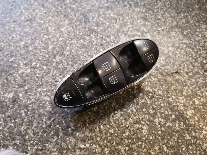 Mercedes-Benz E W211 (2002 - 2009) A2118219951 Блок кнопок стеклоподъемников — фото 1