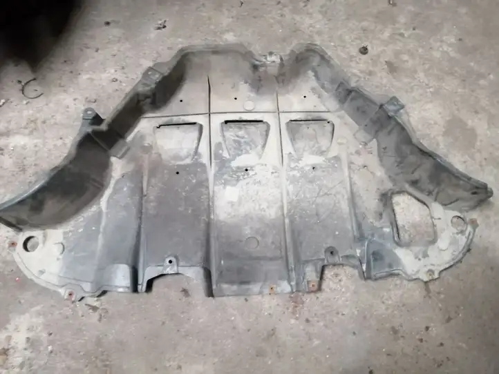 Nissan Leaf I (ZE0) (2010 - 2017) Защита днища задней части — фото 2