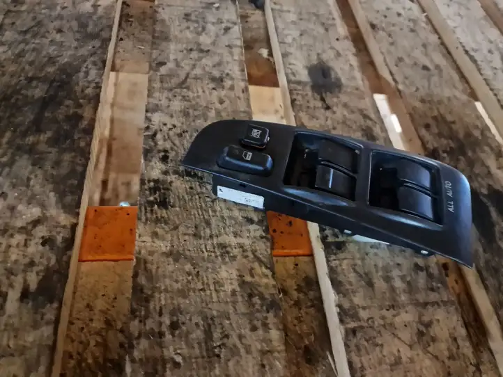 Toyota Avensis T250 (2006 - 2009) Блок кнопок стеклоподъемников — фото 2