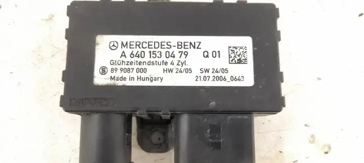Mercedes-Benz A W169 (2004 - 2012) Реле накала свечей — фото 2