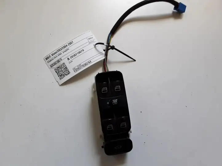 Mercedes-Benz C W203 (2000 - 2007) A2038210679 Блок кнопок стеклоподъемников — фото 1