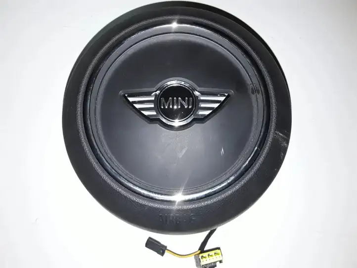 Mini Clubman F54 (2015 - 2019) 20B0490A0677 Подушка безопасности руля — фото 1