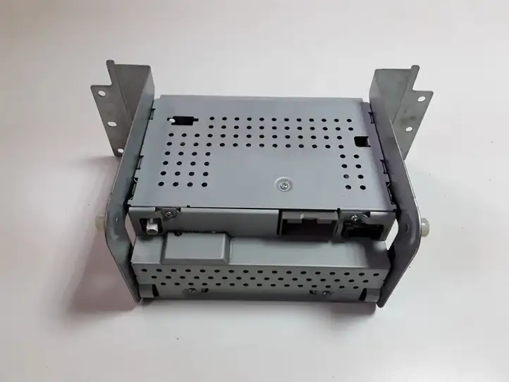Land Rover Freelander 2 - LR2 (2006 - 2010) 6G9N180815NG Магнитола / мультимедийная система — фото 2