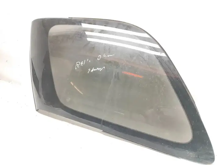Toyota RAV 4 (XA20) (2000 - 2005) 43R00011 Заднее боковое стекло — фото 1