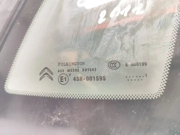 Citroen C4 (2011 - 2016) 43R001595 Заднее боковое стекло — фото 3