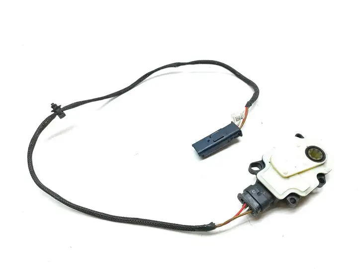 Ford Focus (2015 - 2019) CM518476AB Двигатель задвижки потока воздуха — фото 1