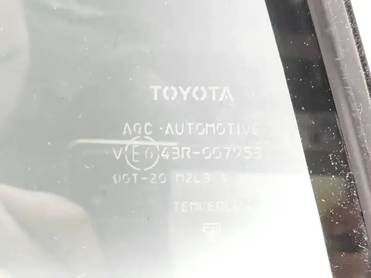 Toyota RAV 4 (XA50) (2018 - ) 43R007953 Форточка двери — фото 3