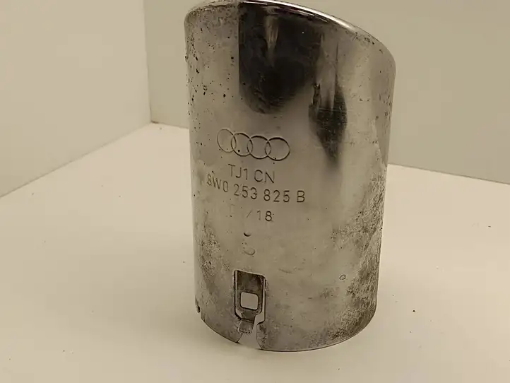 Audi A4 S4 B9 (2015 - 2019) 8W0253825B Трубки и шланги — фото 1