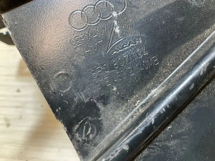 Audi A3/S3 8P (2004 - 2008) 8P0807134 Кронштейн переднего бампера — фото 2