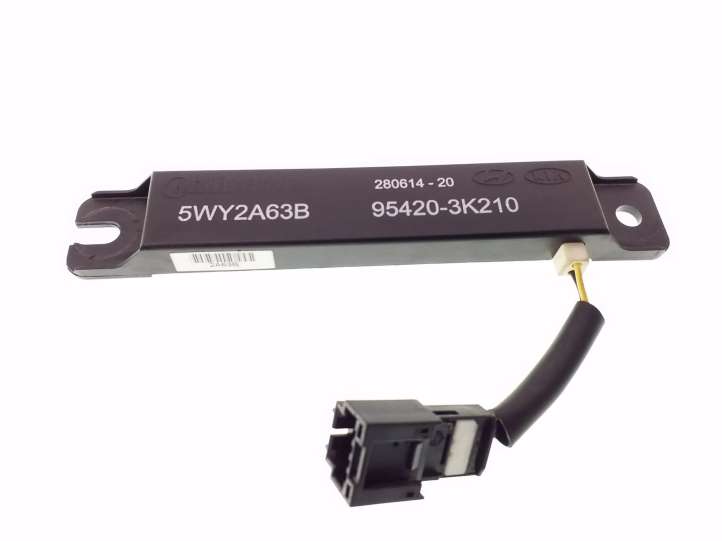 954203K210 Hyundai ix35 Antenos stiprintuvas