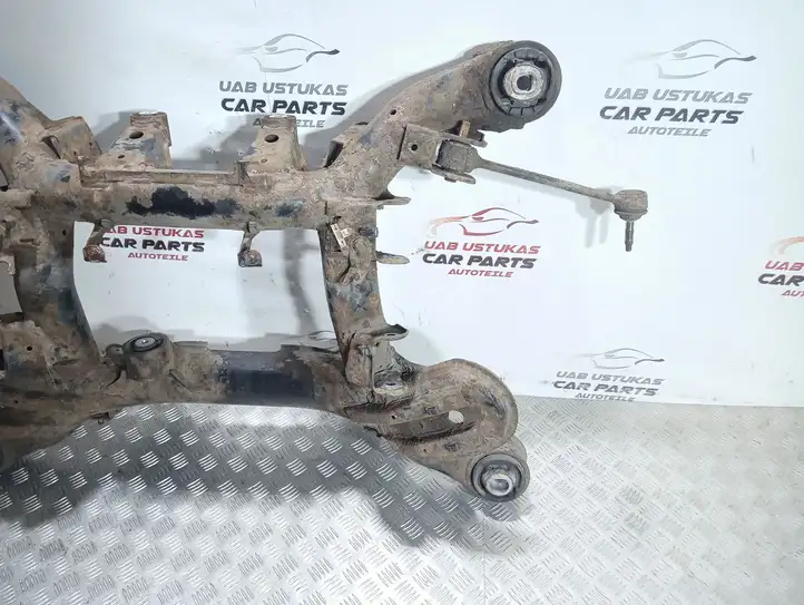 Land Rover Range Rover (2005 - 2009)   Задняя траверса