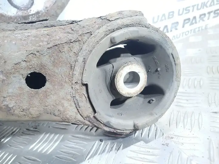 Land Rover Range Rover (2005 - 2009)   Задняя траверса