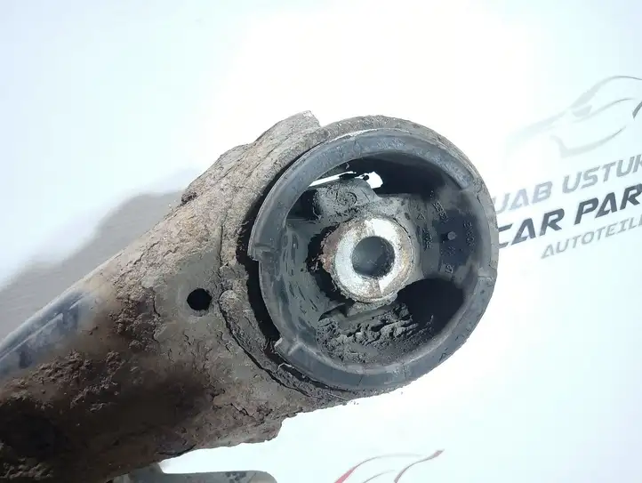 Land Rover Range Rover (2005 - 2009)   Задняя траверса