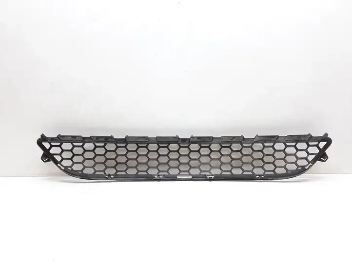Volvo V60 (2010 - 2013) 30795022 Нижняя решетка переднего бампера — фото 2