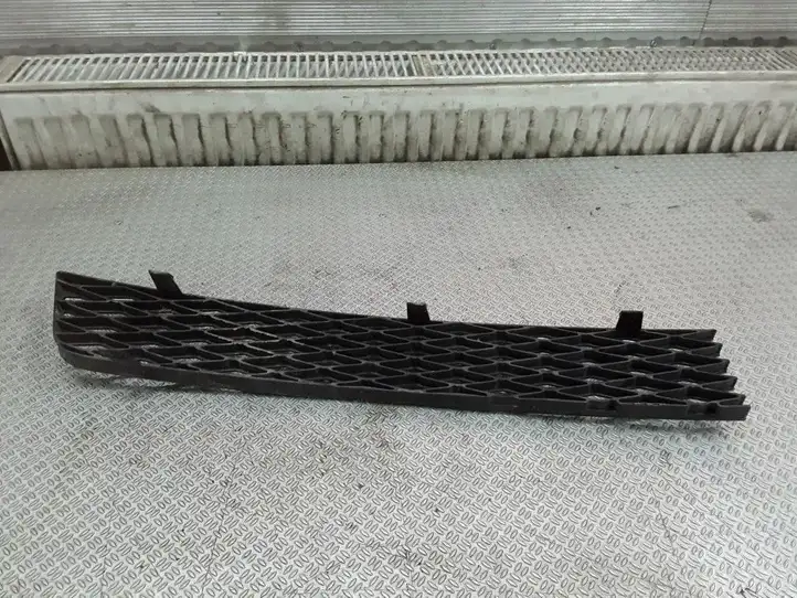 Ford Galaxy (2000 - 2006)  7M5854687 Нижняя решётка (из трех частей)