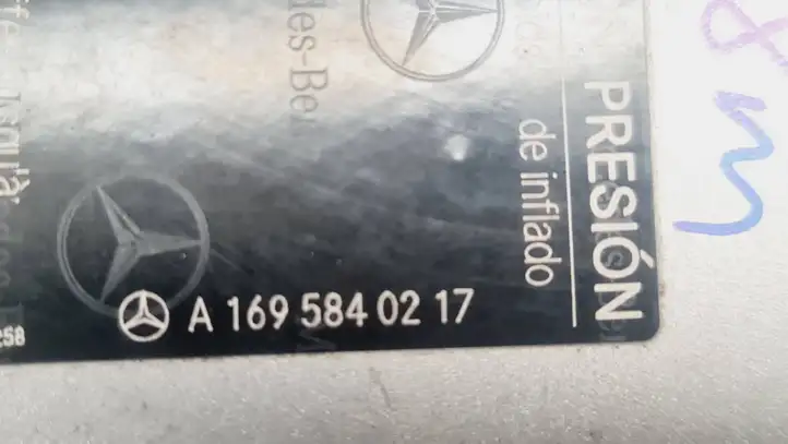 Mercedes-Benz B-class W245 (2005 - 2008) A1695840217 Крышка топливного бака — фото 4
