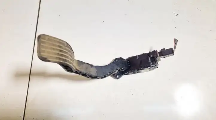 Peugeot 308 (2007 - 2013) 9681530380 Педаль акселератора — фото 1