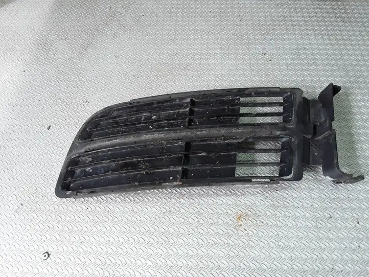 Fiat Ulysse (2002 - 2010) 1489147077 Нижняя решетка переднего бампера — фото 1