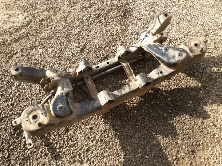 Ford Kuga II (2013 - 2019)  CV615K952 Задняя траверса