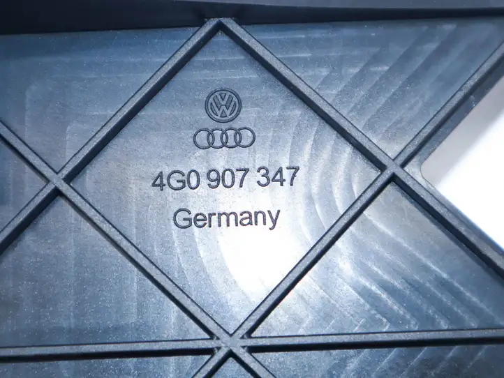 Audi A6 Allroad C7 (2012 - 2014) 4G0907347 Прочие внешние детали — фото 2