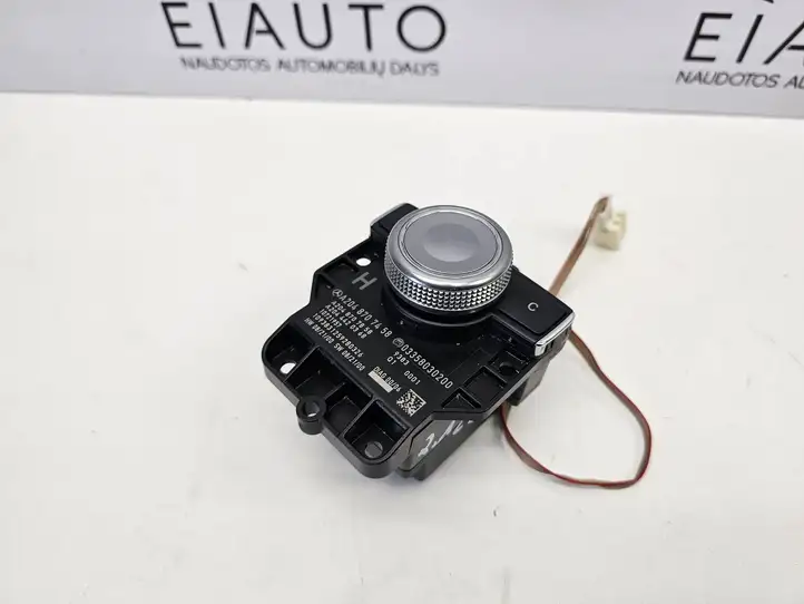 Mercedes-Benz C W204 (2007 - 2014) A2048707458 Контроллер мультимедийной системы — фото 3