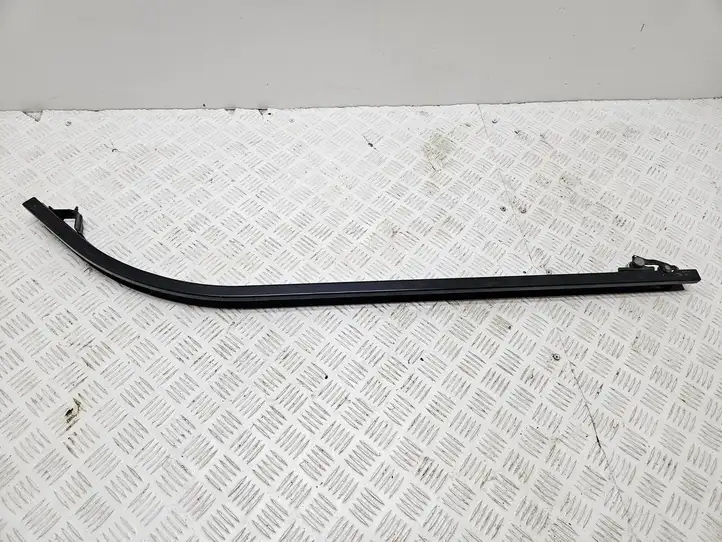 Mercedes-Benz Vito Viano W639 (2010 - 2015) A6397660800 Нижняя направляющая раздвижной двери — фото 2