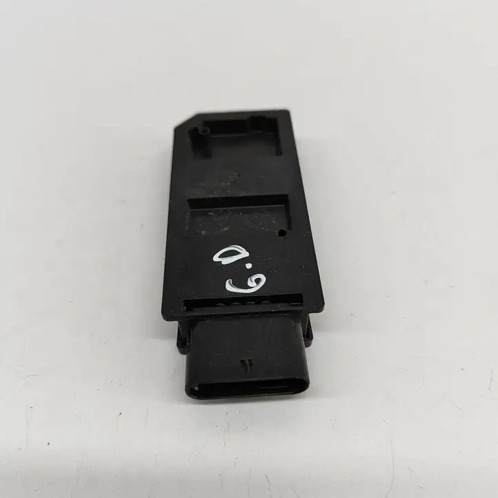 Audi A3/S3 8Y (2020 - ) 5WA962133B Антенна бесключевого доступа — фото 5